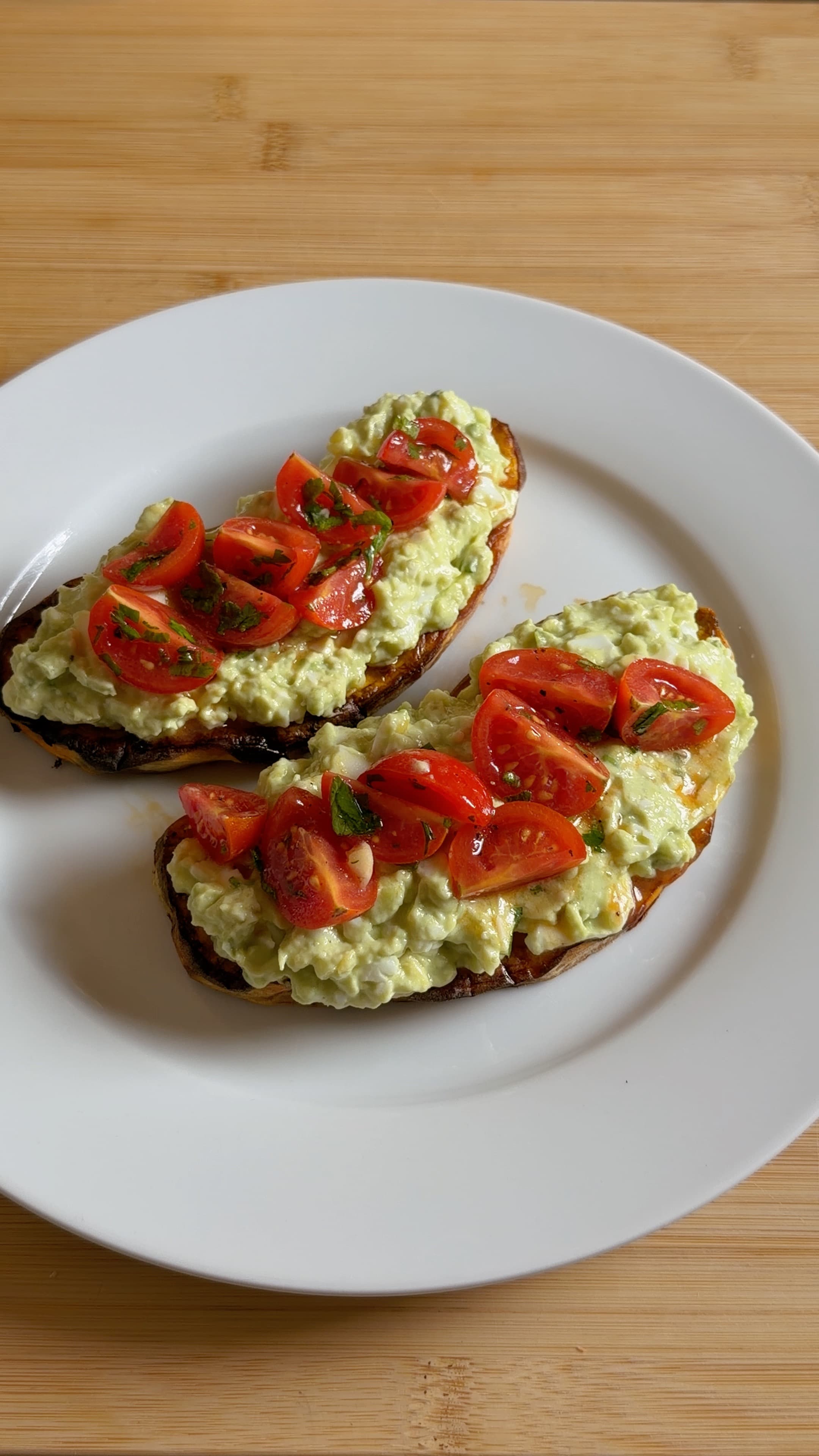 Sweet Potato Toasts with Creamy Egg & Avocado 🍠🥑